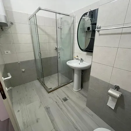 Golem Apartments Appartement