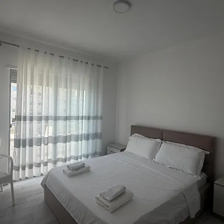 Golem Apartments Appartement *
