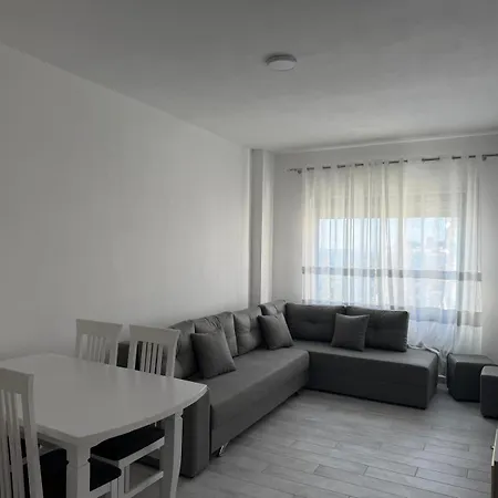Golem Apartments * Golem (Tirana)